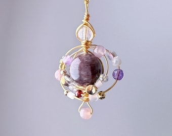Quartzberry - Colar com fio enrolado em formato de sistema solar de quartzo fantasma roxo escuro natural - Único