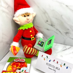 Elf/Doll: Video Game Props with Pizza