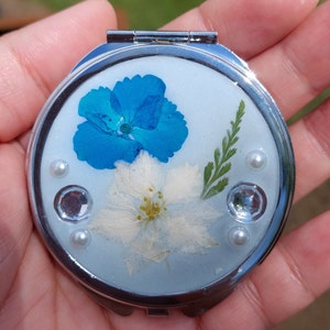 Real dried flowers mirror, Pocket mirror, Compact mirror, Hand mirror, Makeup mirror, Small mirror, Custom mirror, Graduation gift