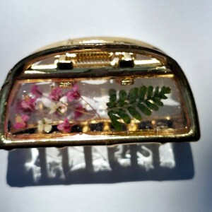 Mini flower resin claw clip, pressed flower clip, metal claw clip, hair accessories, botanical hair clip, floral claw clip, real flowers