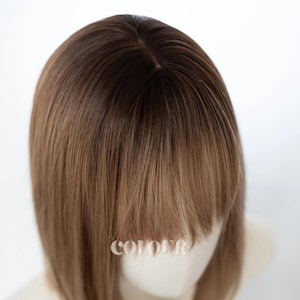 Peluca bob balayage castaño claro con flequillo / Cabello sintético liso con mechas de 30 cm imagen 6