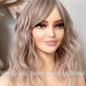 Blonde balayage bob pruik 14 inch golvend schouderlang haar met roze highlights en gratis pruikkapje