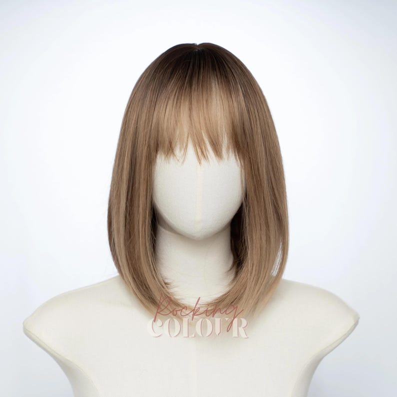 Peluca bob balayage castaño claro con flequillo / Cabello sintético liso con mechas de 30 cm imagen 3