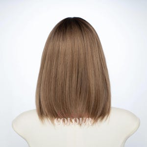 Peluca bob balayage castaño claro con flequillo / Cabello sintético liso con mechas de 30 cm imagen 8