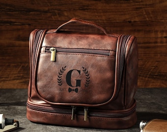 Hanging Toiletry Bag, Personalized Leather Men's Wash Bag, Groomsmen Gifts, Leather Shaving Kit/Dopp Kit, Gift For Groomsmen, Christmas Gift
