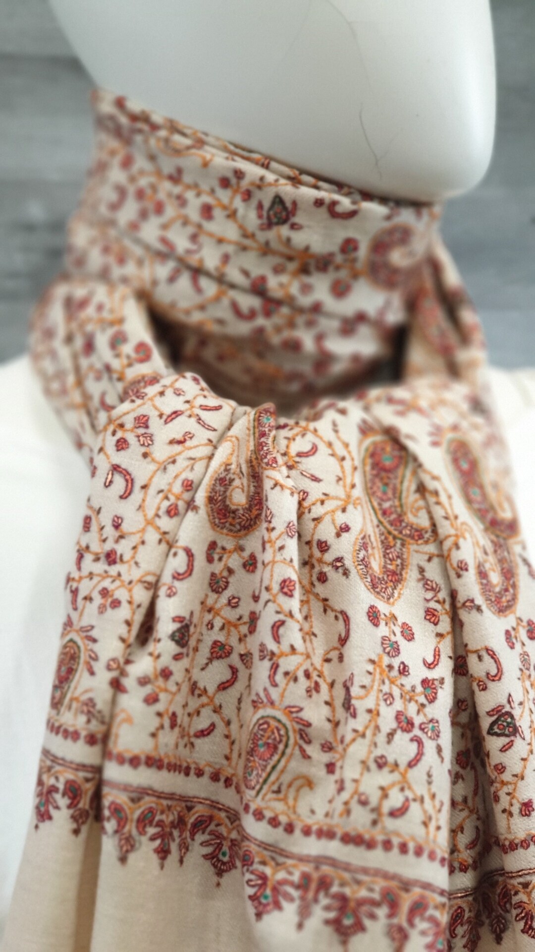 sozni pashmina shawl