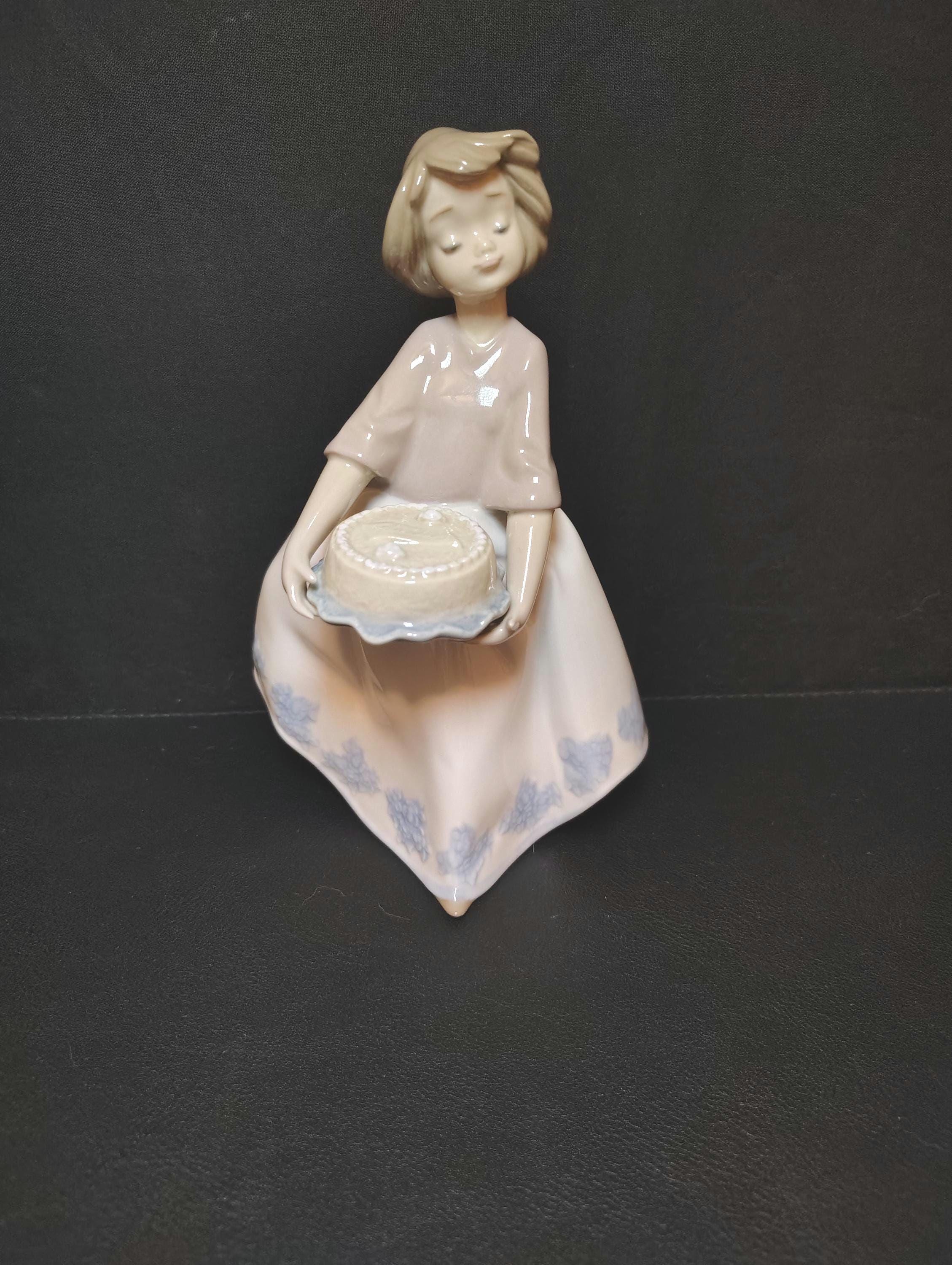 Nao by Lladro Daisa - Etsy