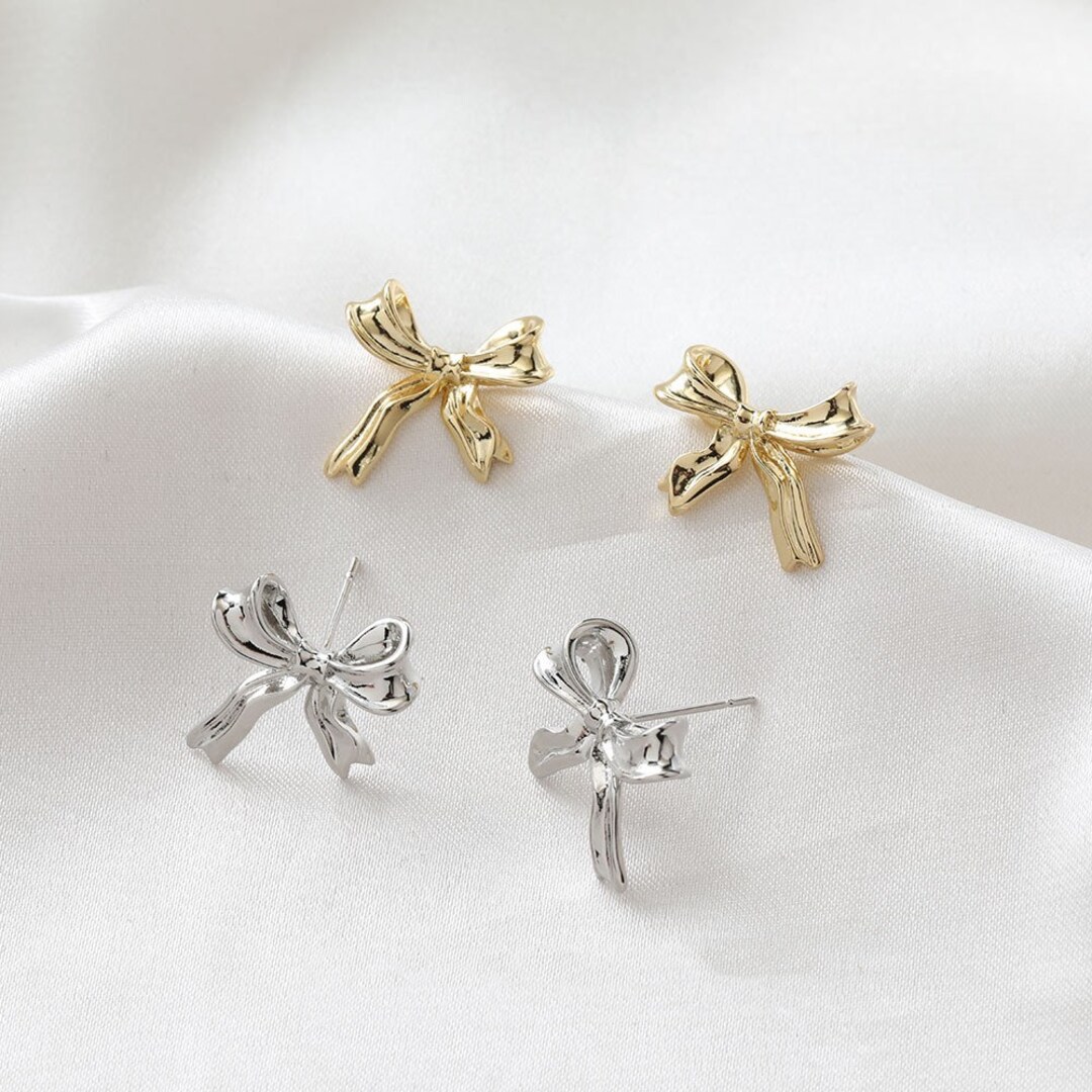 Stone bowknot earrings