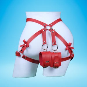 Butt Harness for Woman and Cuffs, Red Pink Purple Black Leather Lingerie Harness, Plus Size Harness, Thigh Harness