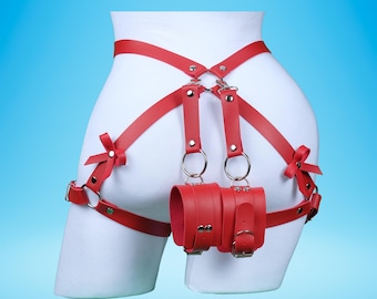Butt Harness for Woman and Cuffs, Red Pink Purple Black Leather Lingerie Harness, Plus Size Harness, Thigh Harness