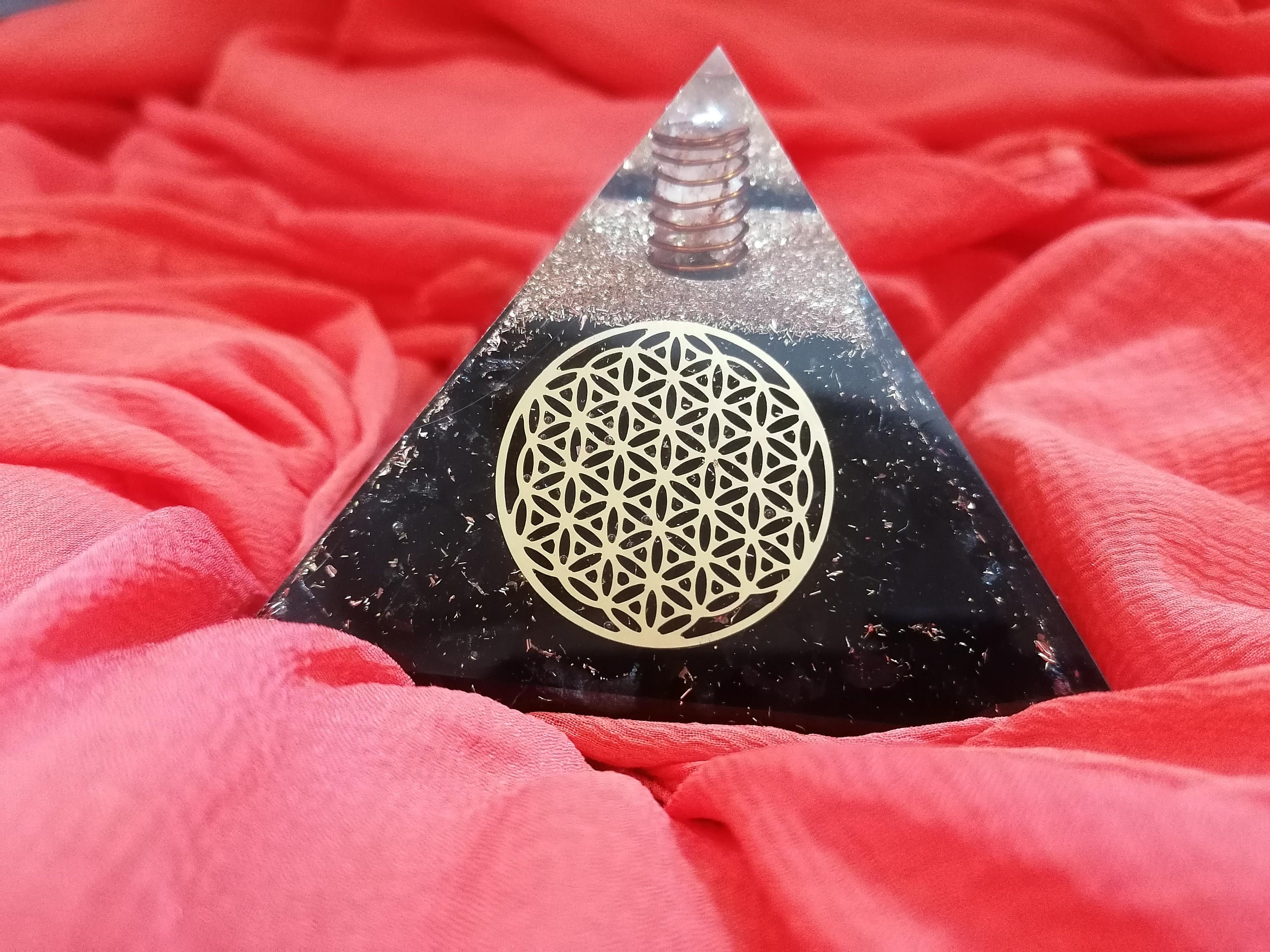 Black Tourmaline Orgone Pyramid For Protection Against Black Magic & E - Foto 13