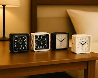 Schwarzwald Wecker Retro UTS Uhrentechnik mit Quarzwerk