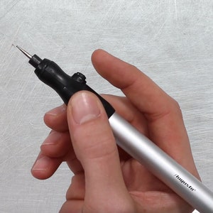 Engraving set // Engraving pen // Engraver for manual operation with battery