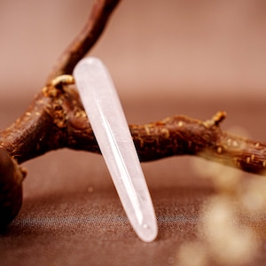 Rose quartz massage stick I gemstone massage stylus