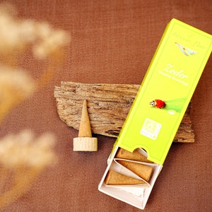 Incense candles with ceramic holder I incense cones pine wood