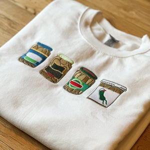 Besticktes Gurkenglas-Sweatshirt: Unisex Comfort Colors oder Gildan