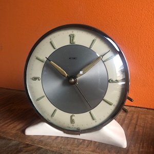 Atomic Age Metamec Table Clock - Space Age Mid Century Modern Retro Clock, Vintage Decor, 1960s MCM Style, Atomic Mid Century Design