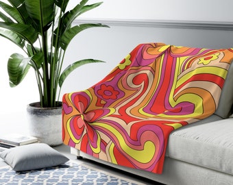 Abstract Retro Fleece Blanket | 70s Flower Power Sherpa Throw