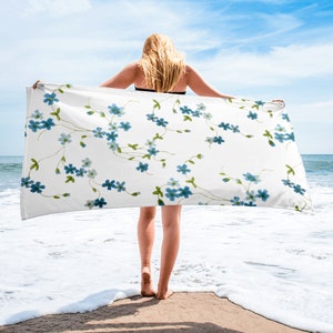 Vintage Arcopal Myosotis Inspired Bath Towel - French Country Floral Design Towel Arcopal Veronica pattern Forget Me Nots