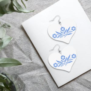 Heart-Shaped Retro Cornflower Blue Earrings – Corningware Inspired Jewelry | Perfect Gift for Mom, Grandma, or Christmas