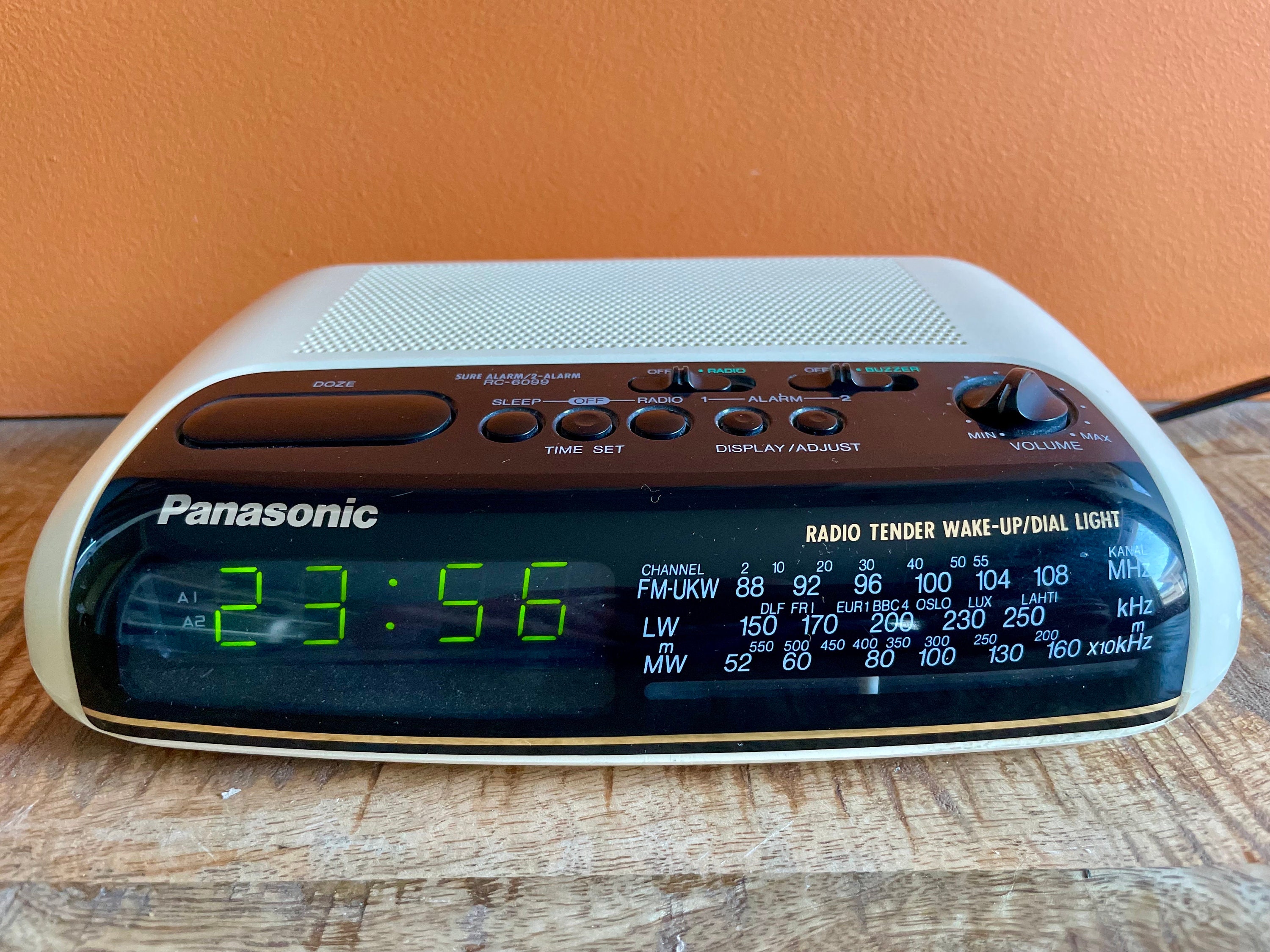 1991 Panasonic RC-6099 Clock Radio - Vintage Collectible Alarm