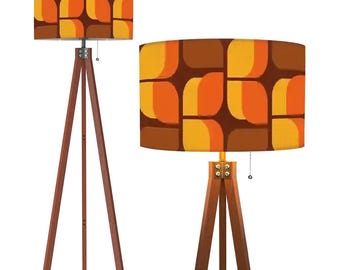 Retro Geometric Tripod Floor Lamp – Warm 70s Earth Tones
