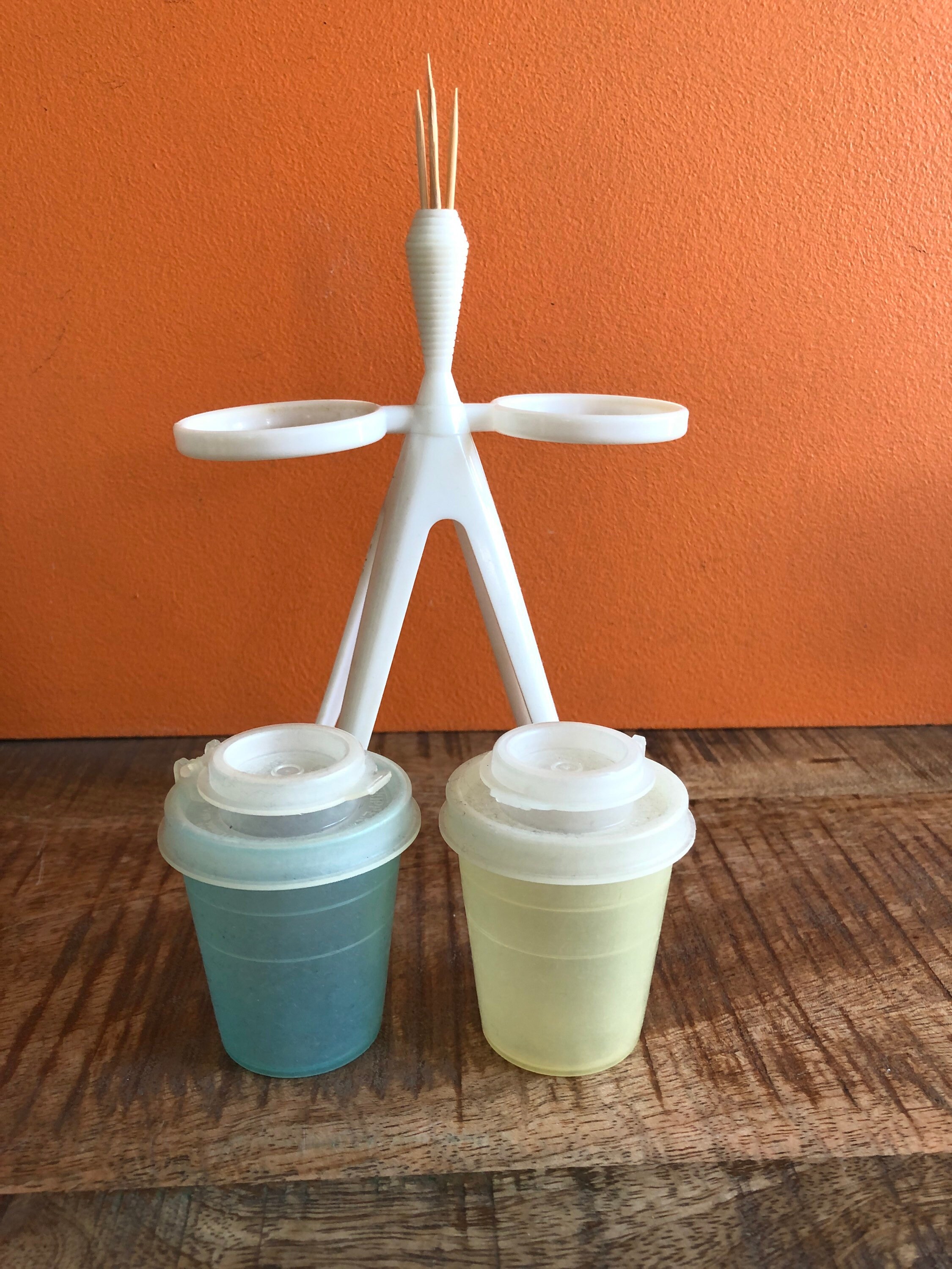 Vintage salt and pepper shakers tupperware deals