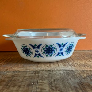 JAJ Pyrex Sea Lily - Jaj England Sea Lily. Rare 1970&#39;s English JAJ Pyrex England Casserole Dish – Vintage Pyrex # 505 JaJ HTF Pyrex