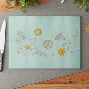 Corningware Vintage Floral Bouquet Pattern Inspired Counter Saver. Vintage Corning Ware Floral Bouquet Flower Glass Cutting Board
