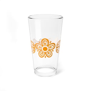 Pyrex Vintage Corelle Butterfly Gold 70s Pyrex decor Pint Glass Vintage Corelle Butterlfy Gold Pyrex Pint Glass