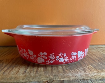 Vintage JAJ Pyrex Deep Coral Gooseberry Casserole Dish with Lid