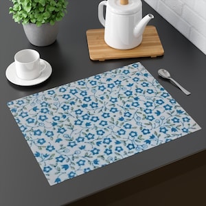 Vintage Corelle Blue Heather Pattern Placemat - Retro 1970s Table Decor Inspired by Corelle Blue Floral 1pc.
