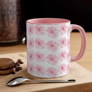Pyrex Vintage Pink Pyrex Pink Daisy Pyrex Vintage Rare Pyrex Rare Daisy 70s Pyrex Pattern Mug with color inside Vintage 70s Coffee Mug