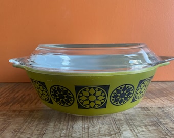 Vintage JAJ Pyrex Medallion Five Casserole Dish with Lid