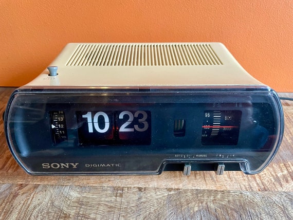 ラジオ・コンポ Vintage Memtek MAP-2100Sony Vintage 1974 Sony Digimatic Flip Clock Radio TFM-C444E