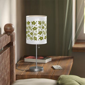 Vintage Charm Meets Modern Lighting - Corelle Spring Blossom Green / Pyrex Crazy Daisy Table Lamp on a Stand, US|CA plug