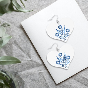 Heart-Shaped Retro Cornflower Blue Earrings – Corningware Inspired Jewelry | Perfect Gift for Mom, Grandma, or Christmas
