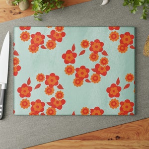 Arcopal Lotus Cutting Board. Lovely Inspired by Arcopal Dinnerware Board Arcopal. Arcopal Dinnerware France. Vintage kitchen Cutting Board