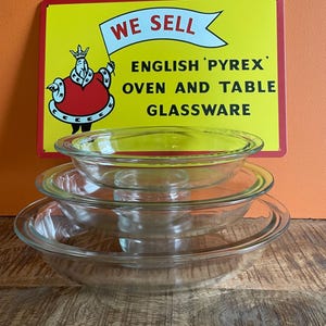 Rare JAJ Pyrex England Pie Dish Set – 3-Piece Nesting Oval Pie Plates (190 - 191 - 192) 1960s JAJ Pyrex HTF Set – Free Vintage Tin Sign