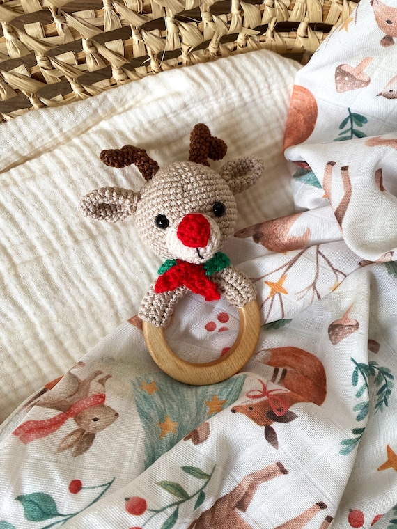 Christmas Reindeer Rattle, Cotton Crochet and Beech Wood Hand Made Amigurumi Reindeer Rattle, Christmas Baby Gift, Unisex Baby Shower Gift
