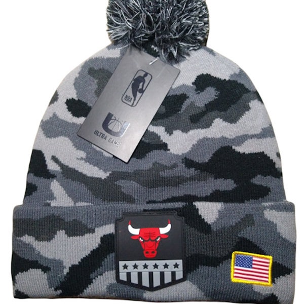 Ultra Game Chicago Bulls NBA Salute au service Camouflage Winter Beanie Cap Hats