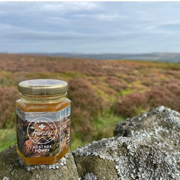 Pure Hope Valley Honey, Heather Honey from The Peak District, Honey Straight From The Hive