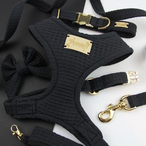 Zwarte hondentuig en riem halsband vlinderdasset, zachte luxe puppy harnas halsbandset, neutrale handgemaakte accessoires goud metaal -GATEAU
