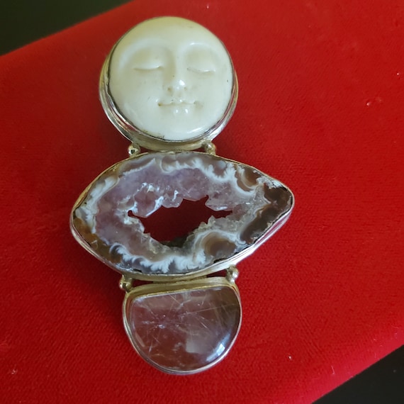 IRINIRI Carved Moon Face Brooch/ Pendant Raw Amethyst Tourmaline Quartz