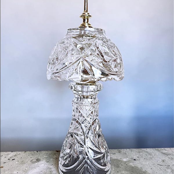 Kristal Zajecar Lead Crystal Boudoir Lamp: Vintage European Table Light