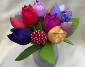 Fabric flowers, fabric tulips, Handmade flowers, gift for mum, housewarming gift,  spring flowers, bunch of flowers, flower bouquet