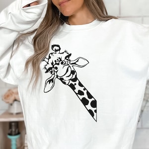 Giraffe Print T-shirt, Casual Crew Neck Short Sleeve Summer T