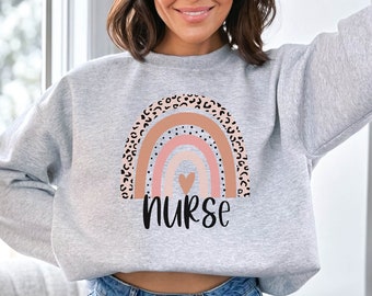 Verpleegkundige sweatshirts, sweatshirt verpleegkundige student, sweater regenboog verpleegkundige, schattige verpleegster sweater, cadeau voor verpleegkundigen, toekomstige verpleegkundige sweater,