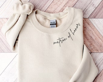 Sweat de dame d'honneur, cadeau minimaliste de matrone d'honneur, col rond de matrone, sweat de matrone d'honneur à col imprimé, col rond minimaliste