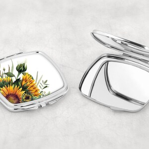 Compact Mirror with Sunflower Motif